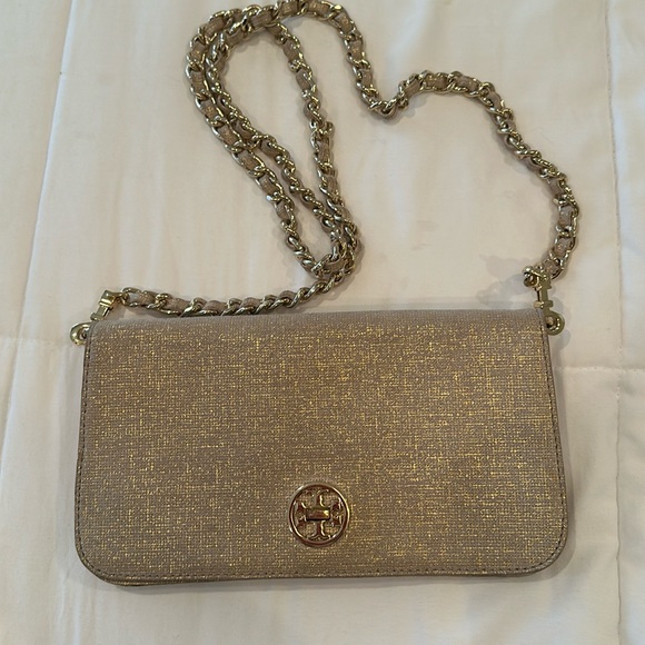 Tory Burch shimmer gold metallic purse handbag crossbody clutch detachable strap - Picture 2 of 9